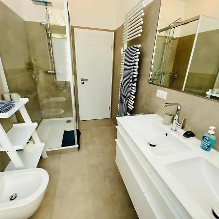 Diana/windspiel Apartment
